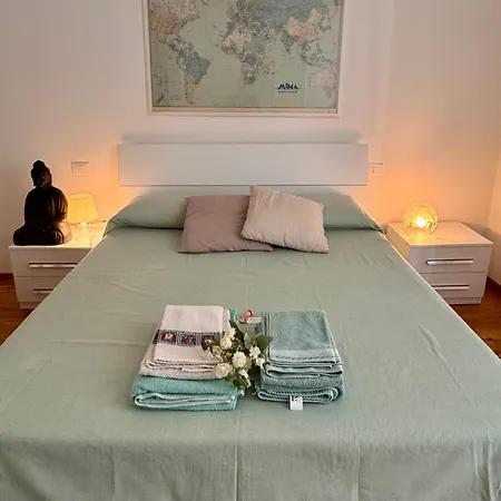 Waterfront 招待所