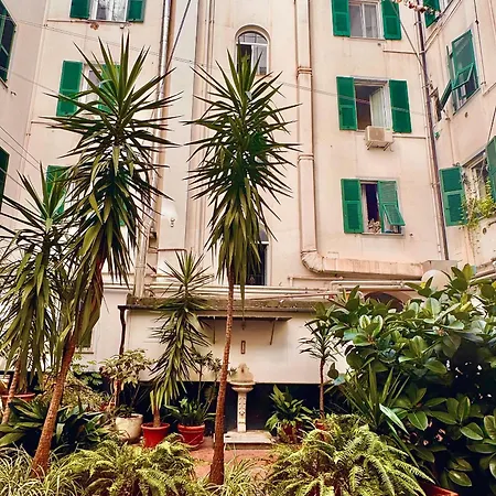 招待所 Waterfront 3*